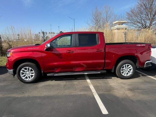2024 Chevrolet Silverado 1500 LT LT1