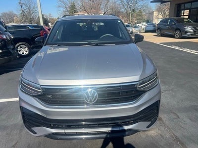 2022 Volkswagen Tiguan 2.0T SE R-Line Black