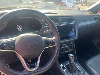 2022 Volkswagen Tiguan 2.0T SE R-Line Black