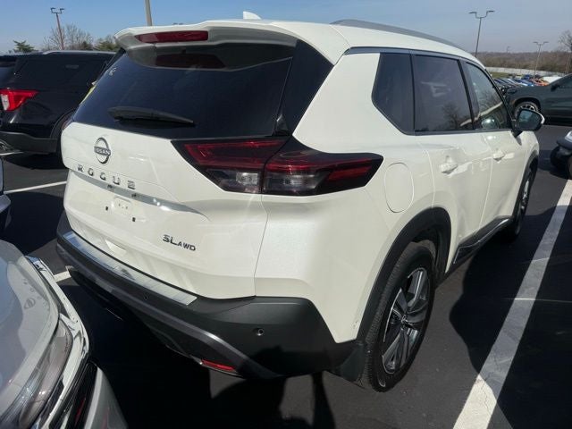 2022 Nissan Rogue SL