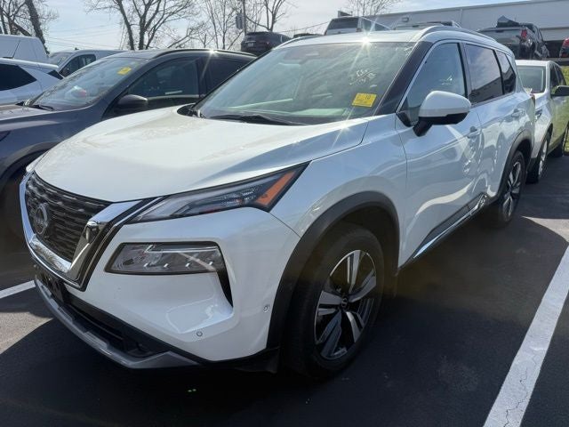 2022 Nissan Rogue SL