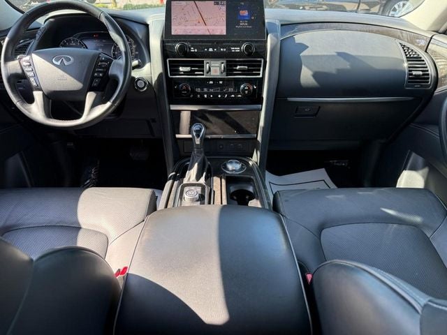 2024 INFINITI QX80 LUXE