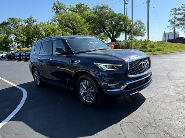 2024 INFINITI QX80 LUXE