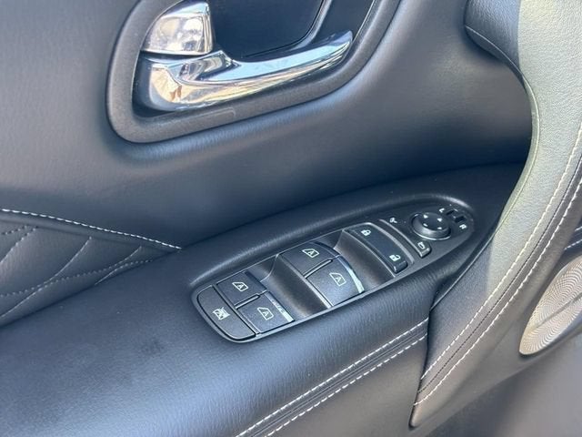 2024 INFINITI QX80 SENSORY AWD