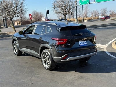 2025 Chevrolet Trax LT