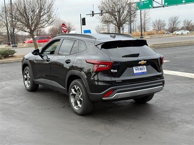 2025 Chevrolet Trax LT