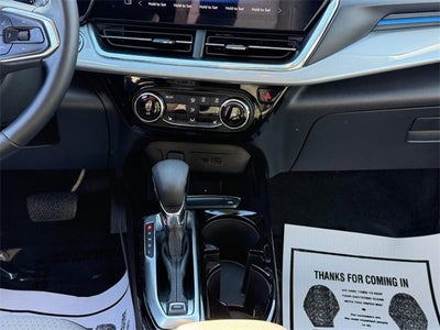 2025 Chevrolet Trax LT