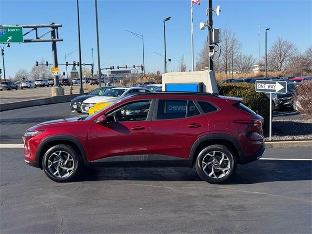 2025 Chevrolet Trax LT