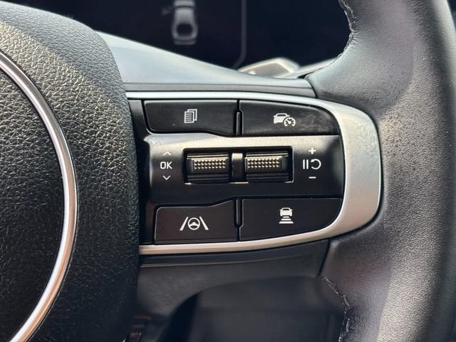 2025 Kia K5 EX