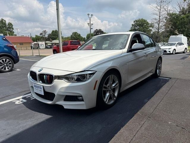 2017 BMW 3 Series 330e iPerformance