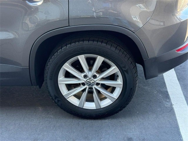 2018 Volkswagen Tiguan Limited 2.0T