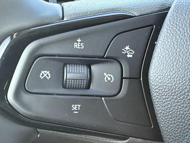 2027 Chevrolet Bolt FWD 4dr RS