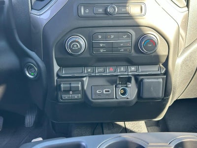 2026 Chevrolet Silverado 2500HD 4WD Crew Cab 159" Custom