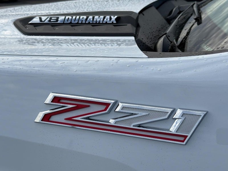 2026 Chevrolet Silverado 2500HD 4WD Crew Cab 159" Custom