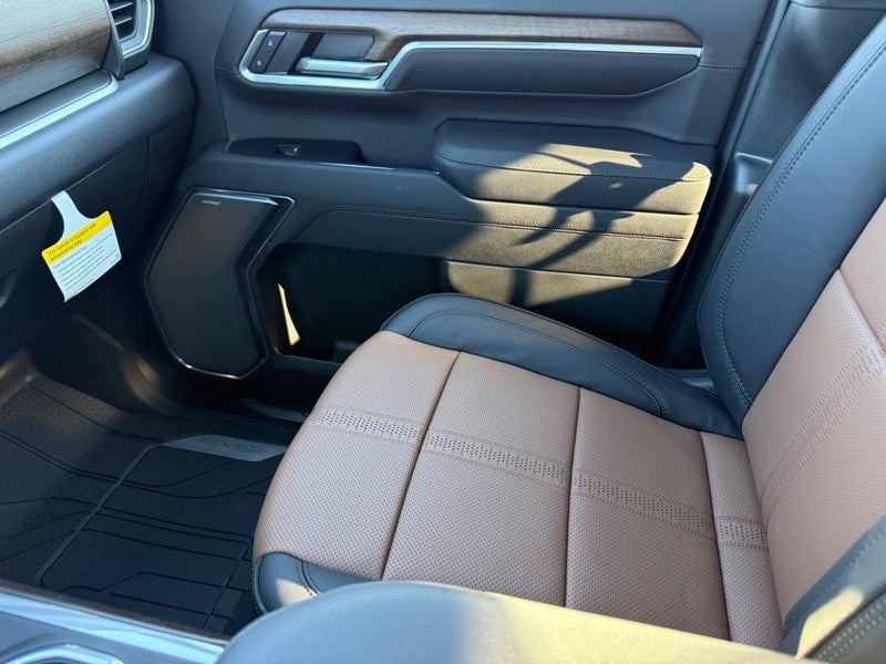 2026 Chevrolet Silverado 3500HD 4WD Crew Cab 172" High Country