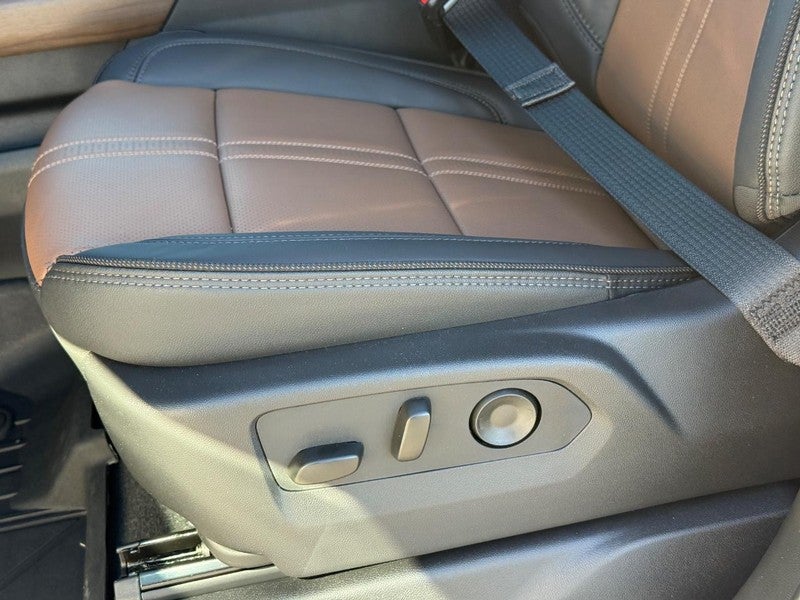 2026 Chevrolet Silverado 3500HD 4WD Crew Cab 172" High Country