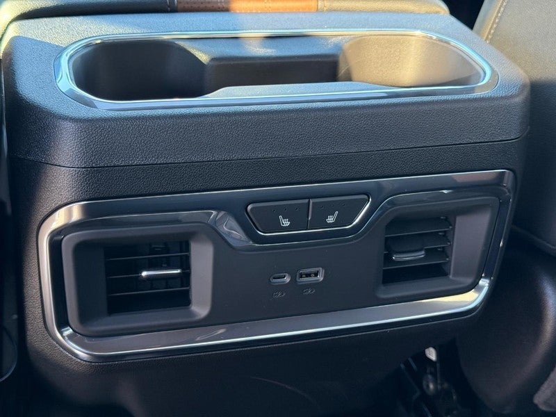 2026 Chevrolet Silverado 3500HD 4WD Crew Cab 172" High Country