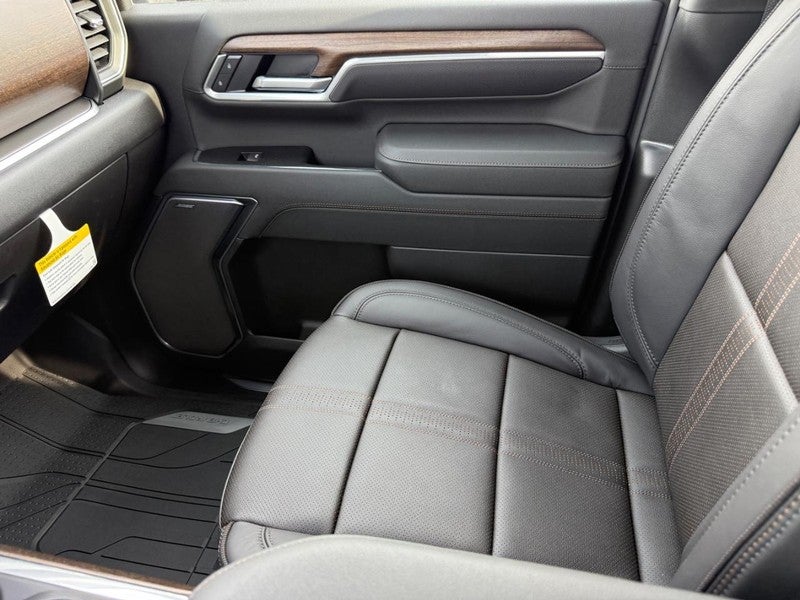 2026 Chevrolet Silverado 3500HD 4WD Crew Cab 172" High Country