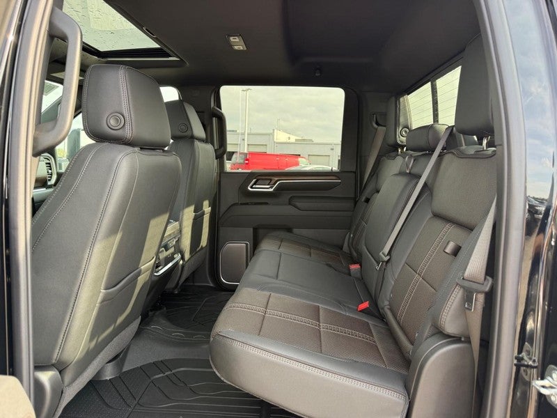 2026 Chevrolet Silverado 3500HD 4WD Crew Cab 172" High Country