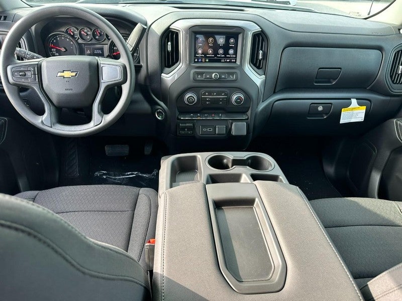 2026 Chevrolet Silverado 1500 4WD Crew Cab 147" Custom