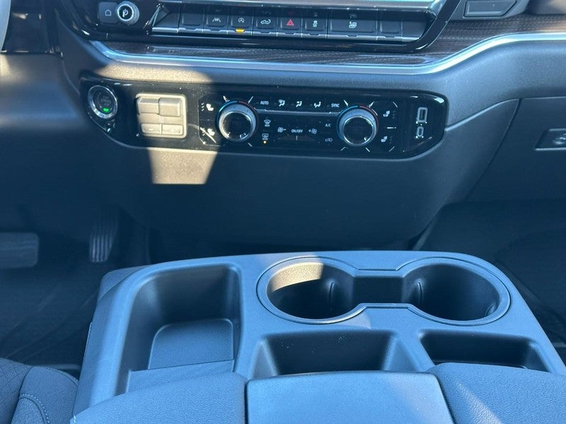 2026 Chevrolet Silverado 1500 4WD Crew Cab 147" LT w/1LT