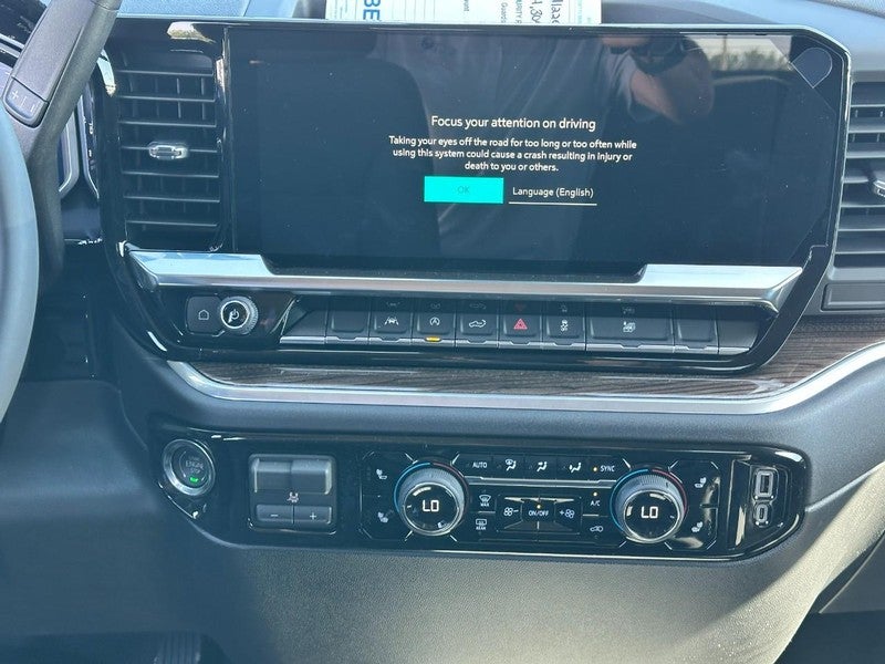 2026 Chevrolet Silverado 1500 4WD Crew Cab 147" RST