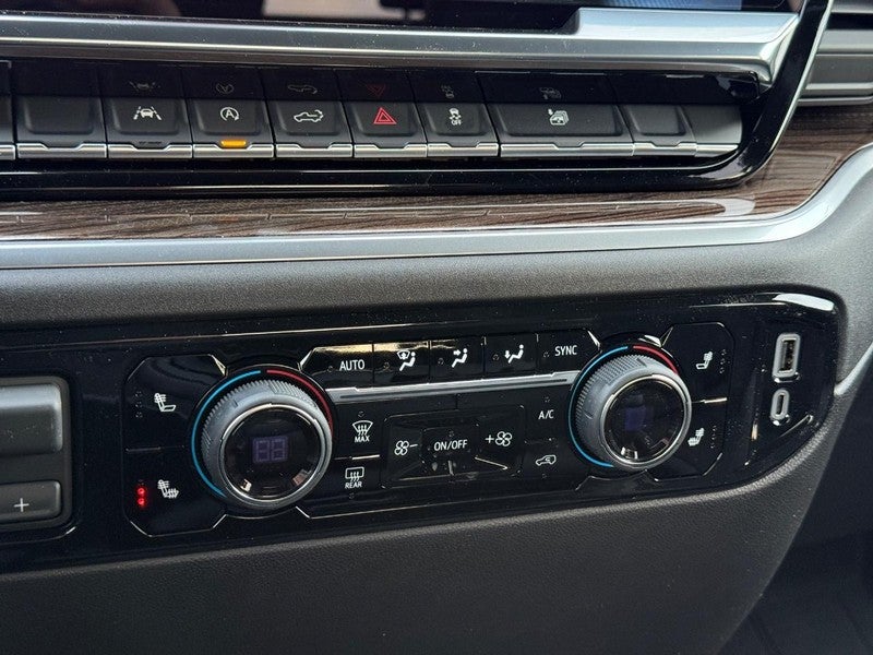 2026 Chevrolet Silverado 1500 4WD Crew Cab 147" RST