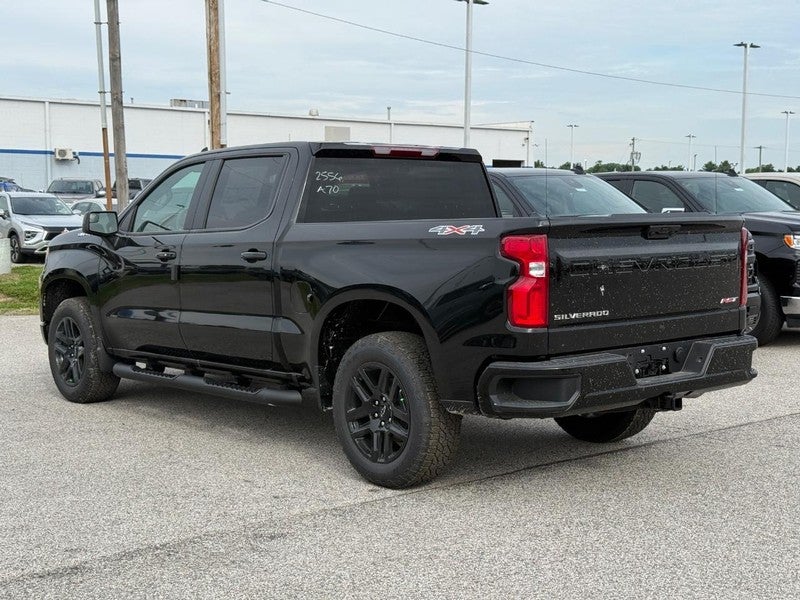 2026 Chevrolet Silverado 1500 4WD Crew Cab 147" RST