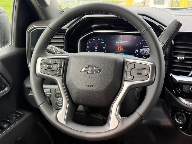 2026 Chevrolet Silverado 1500 4WD Crew Cab 147" RST