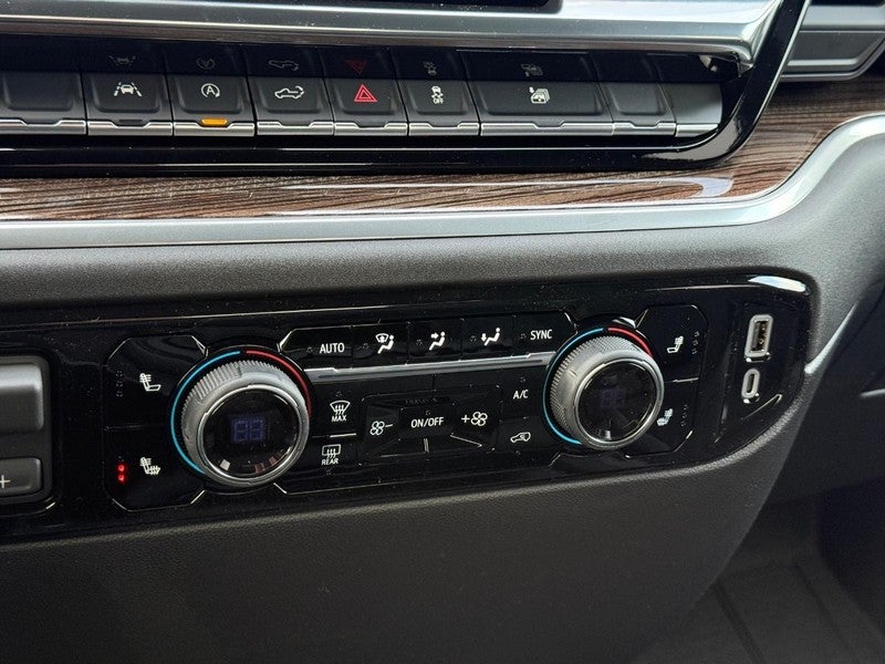 2026 Chevrolet Silverado 1500 4WD Crew Cab 147" RST