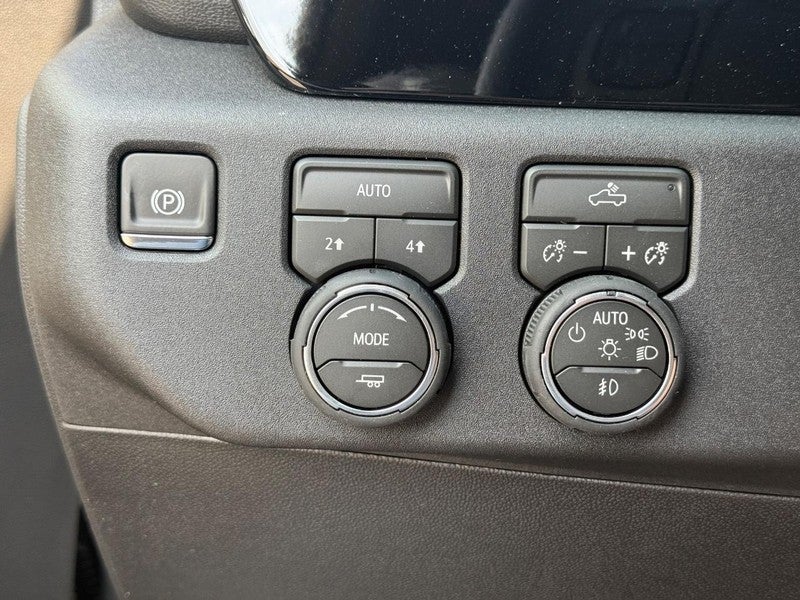 2026 Chevrolet Silverado 1500 4WD Double Cab 147" RST
