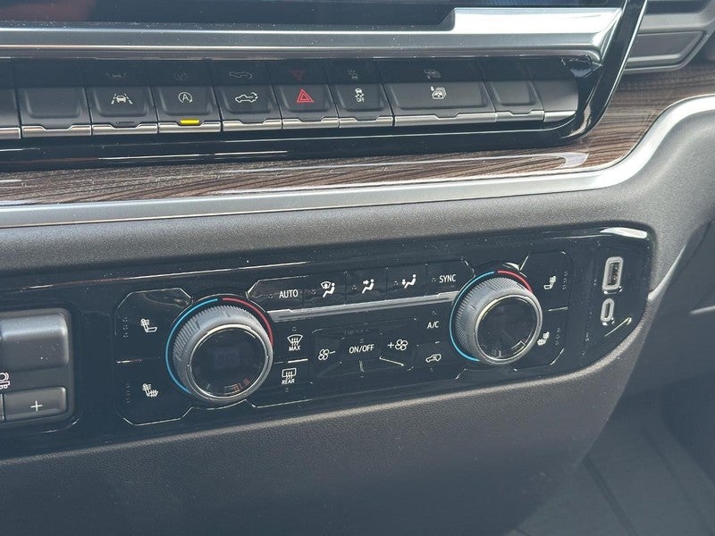 2026 Chevrolet Silverado 1500 4WD Crew Cab 147" LT w/1LT