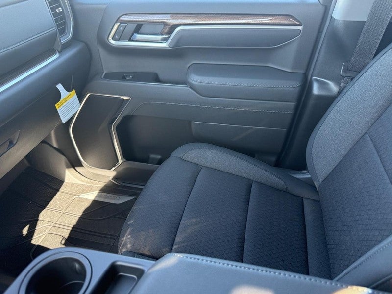 2026 Chevrolet Silverado 1500 4WD Crew Cab 147" RST