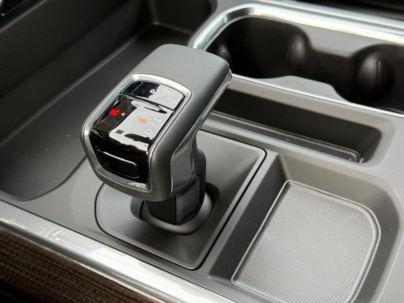 2026 Chevrolet Silverado 1500 4WD Crew Cab 147" RST