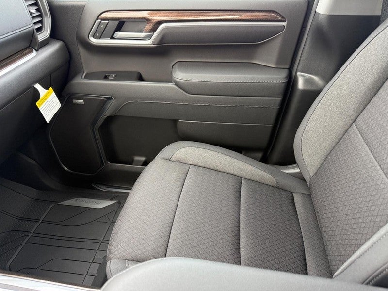 2026 Chevrolet Silverado 1500 4WD Crew Cab 147" RST