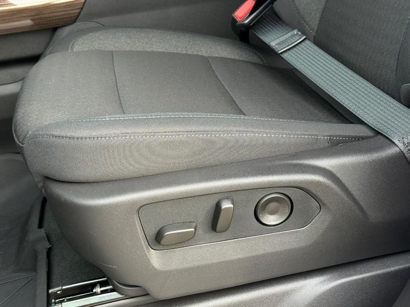 2026 Chevrolet Silverado 1500 4WD Crew Cab 147" RST