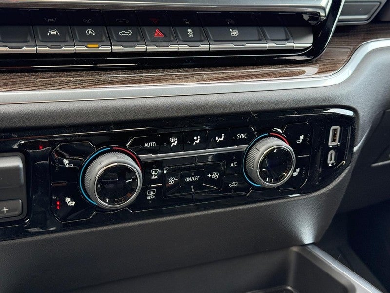 2026 Chevrolet Silverado 1500 4WD Crew Cab 147" RST