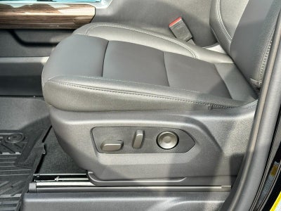 2026 Chevrolet Silverado 1500 4WD Crew Cab 147" RST