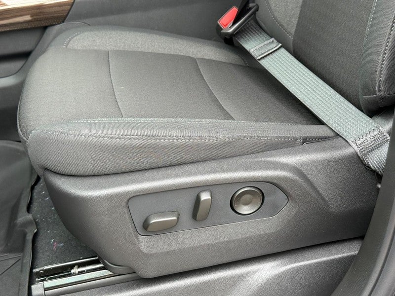 2026 Chevrolet Silverado 1500 4WD Crew Cab 147" RST