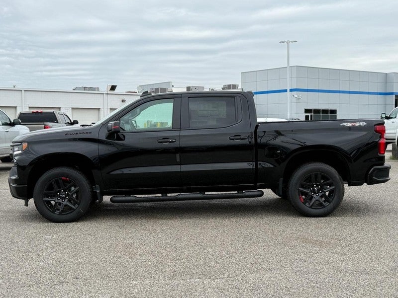 2026 Chevrolet Silverado 1500 4WD Crew Cab 147" RST