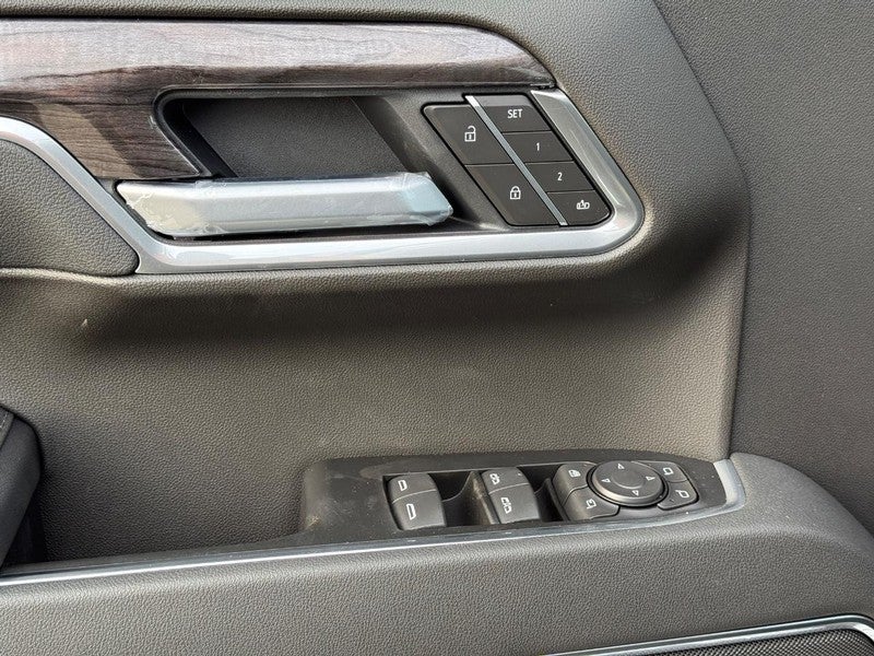 2026 Chevrolet Silverado 1500 4WD Crew Cab 147" LTZ