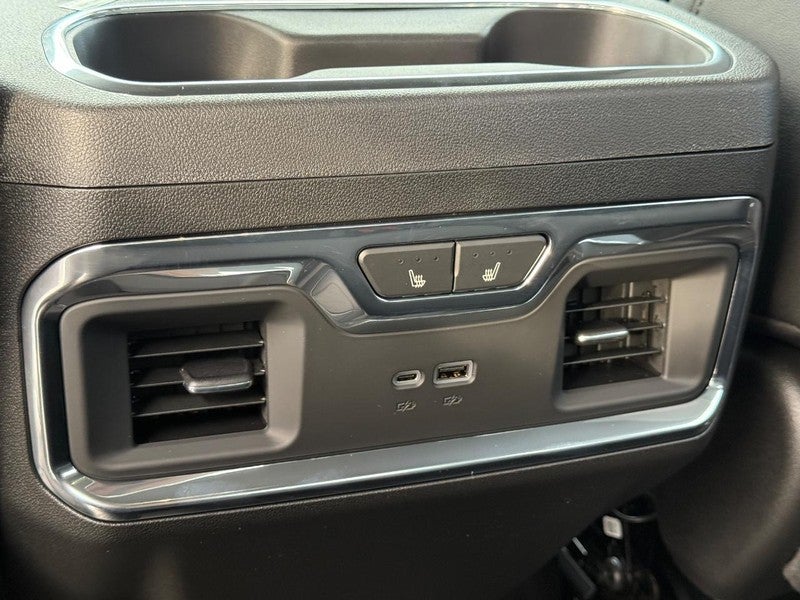 2026 Chevrolet Silverado 1500 4WD Crew Cab 147" LTZ