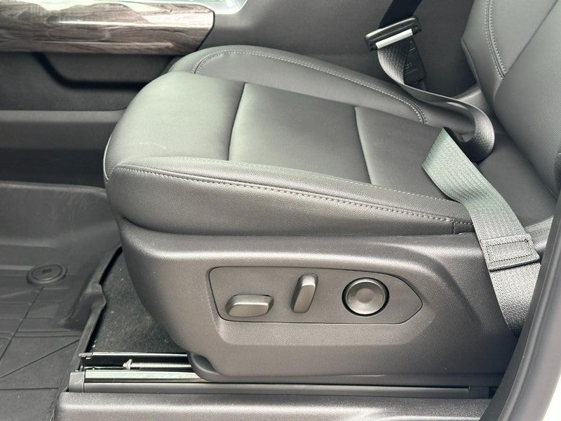 2026 Chevrolet Silverado 1500 4WD Crew Cab 147" LTZ