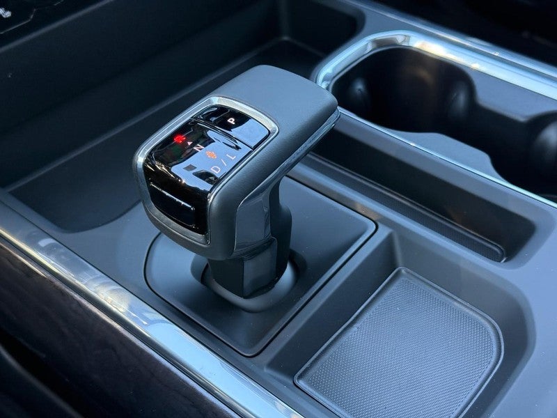 2026 Chevrolet Silverado 1500 4WD Crew Cab 147" LTZ