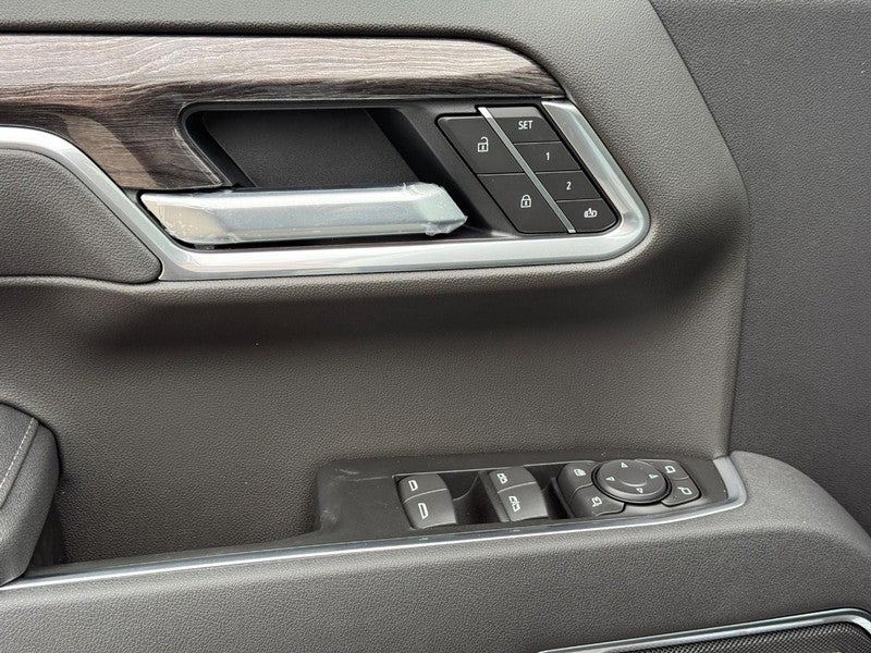 2026 Chevrolet Silverado 1500 4WD Crew Cab 147" LTZ