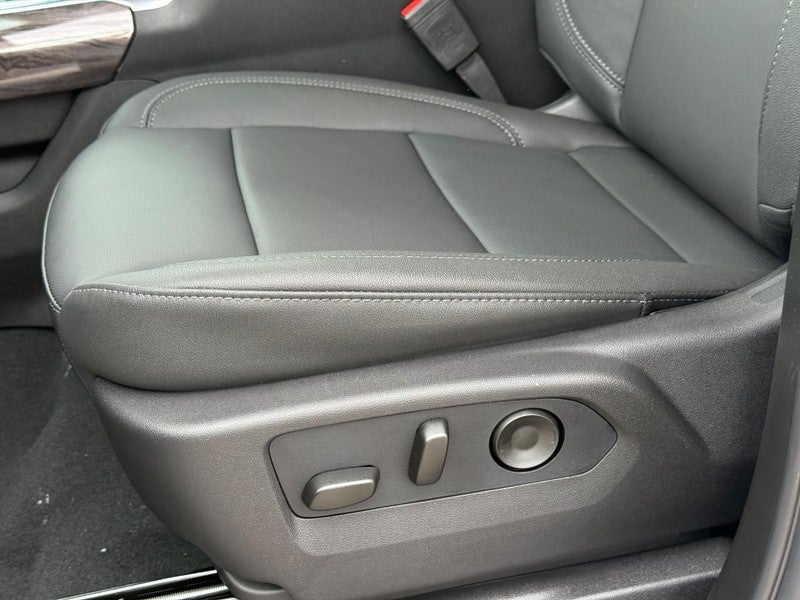 2026 Chevrolet Silverado 1500 4WD Crew Cab 147" LTZ