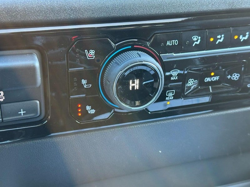 2025 Chevrolet Silverado 1500 4WD Crew Cab 147" LTZ