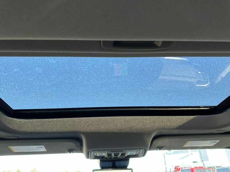 2025 Chevrolet Silverado 1500 4WD Crew Cab 147" LTZ