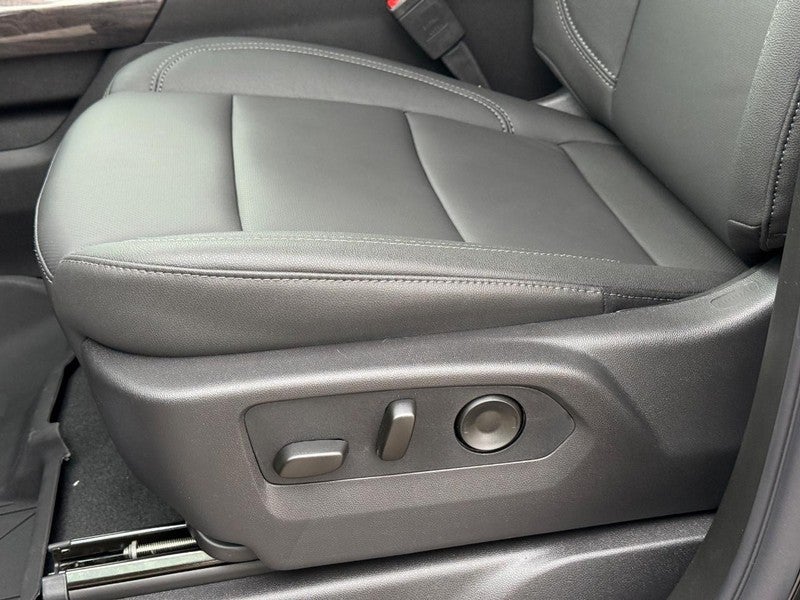 2026 Chevrolet Silverado 1500 4WD Crew Cab 147" LTZ