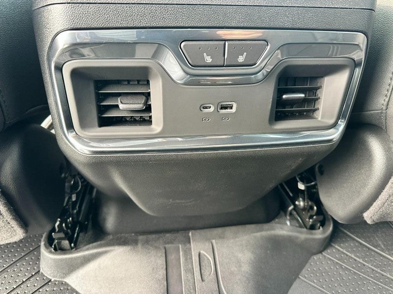 2026 Chevrolet Silverado 1500 4WD Crew Cab 147" High Country